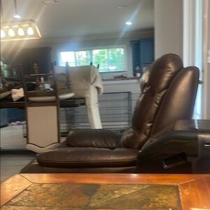 Luxurious Dark Brown Leather Recliner